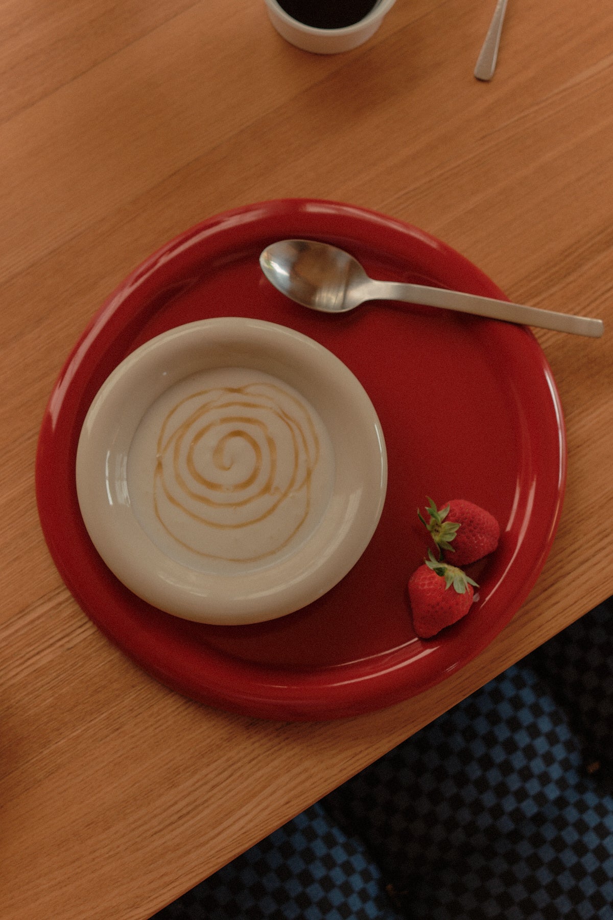 Dinner Plate in Tomato