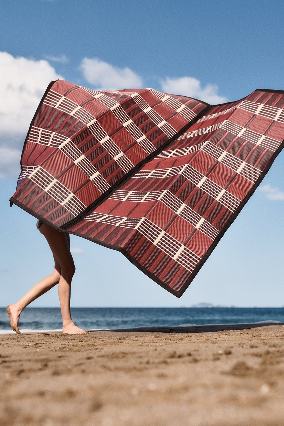 Woven Outdoor Mat in Ember