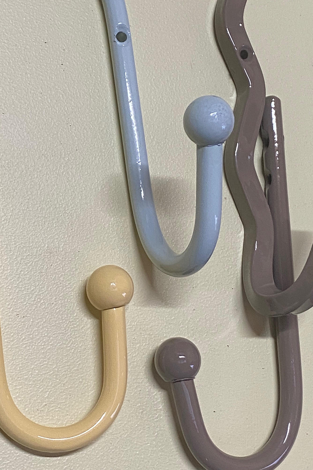 Wiggle Hook in Donkey Grey