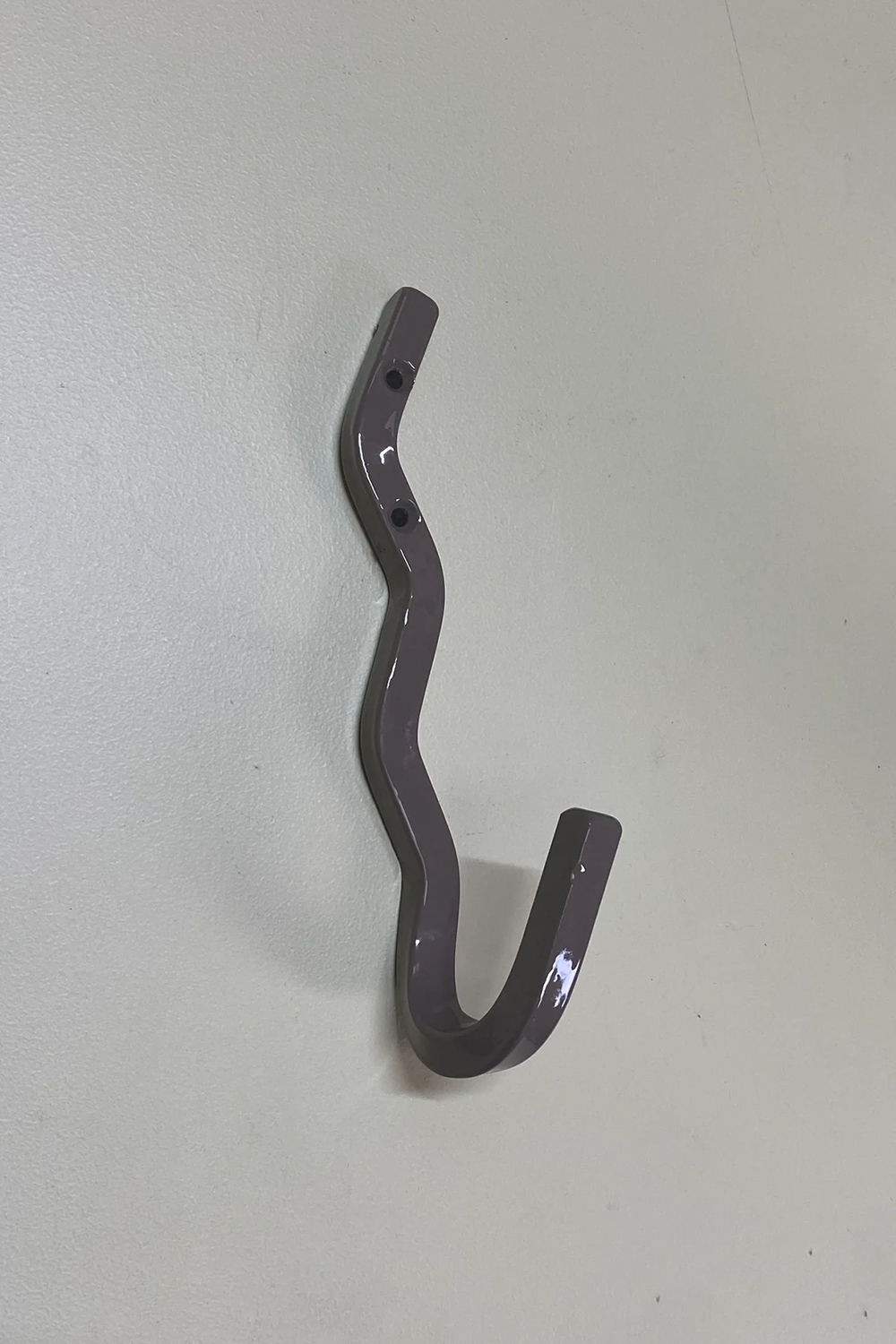 Wiggle Hook in Donkey Grey