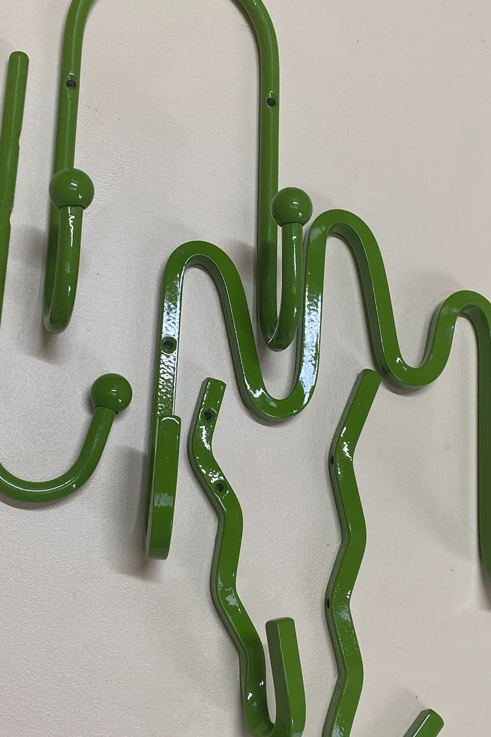 Wiggle Hook in Kawakawa Green