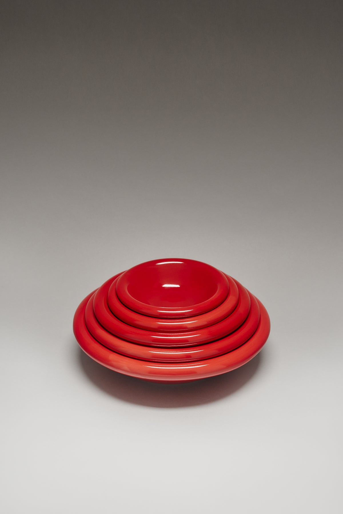 Serving Bowl in Tomato