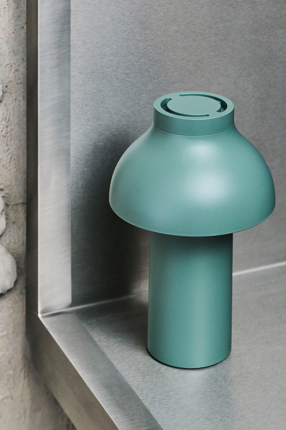 PC Portable Lamp in Fall Green