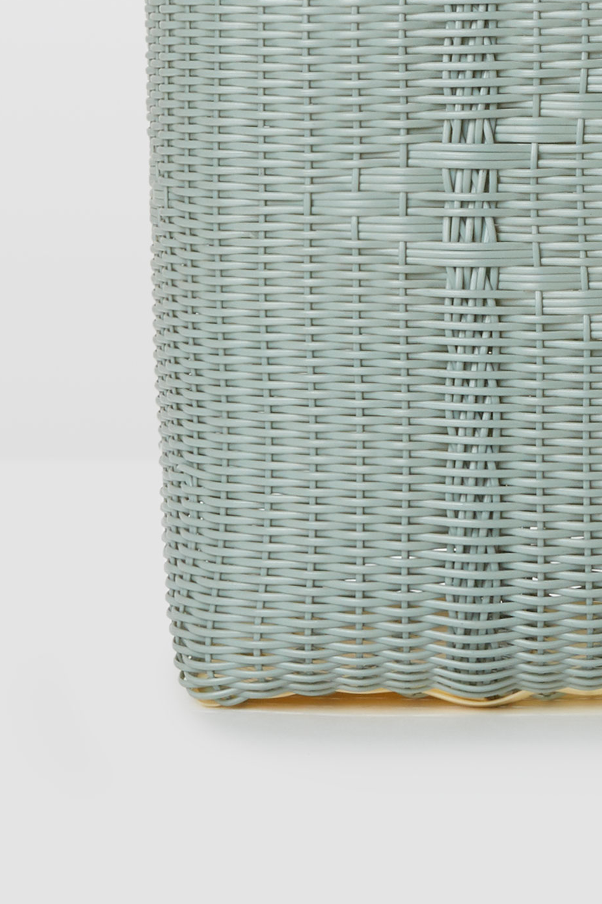 Medium Basket in Eucalyptus