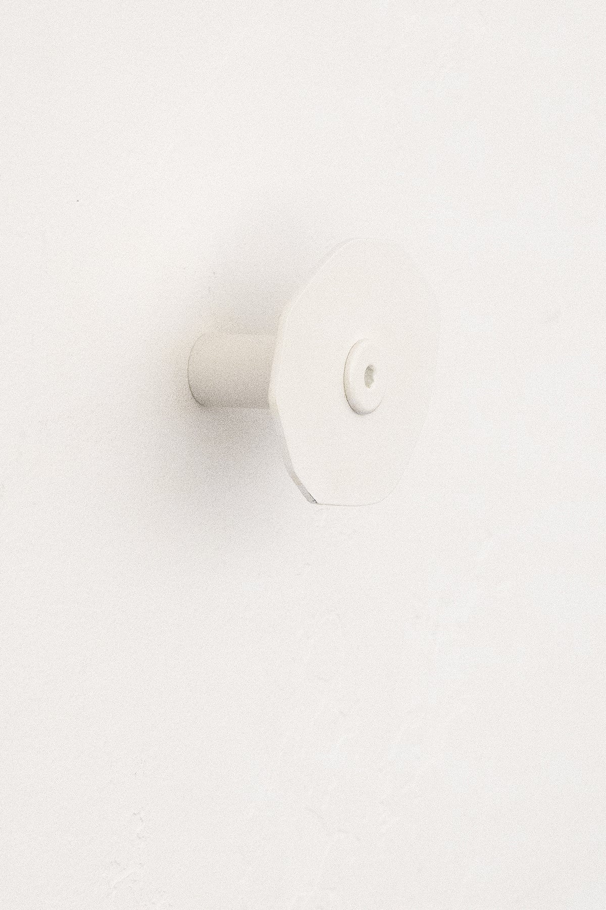 CORTE Wall Hook in White