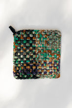 Load image into Gallery viewer, Recycled Sari Pot Holder
