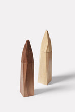 Load image into Gallery viewer, Salt &amp; Pepper Spitz — Walnut
