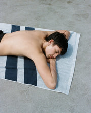 Load image into Gallery viewer, Erin (Pool) Towel in Ink &amp; Sky
