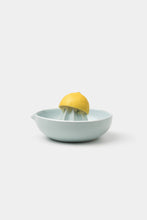 Load image into Gallery viewer, Citrus Juicer - White
