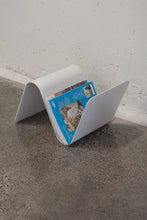 Load image into Gallery viewer, Wavy Magazine Stand — White

